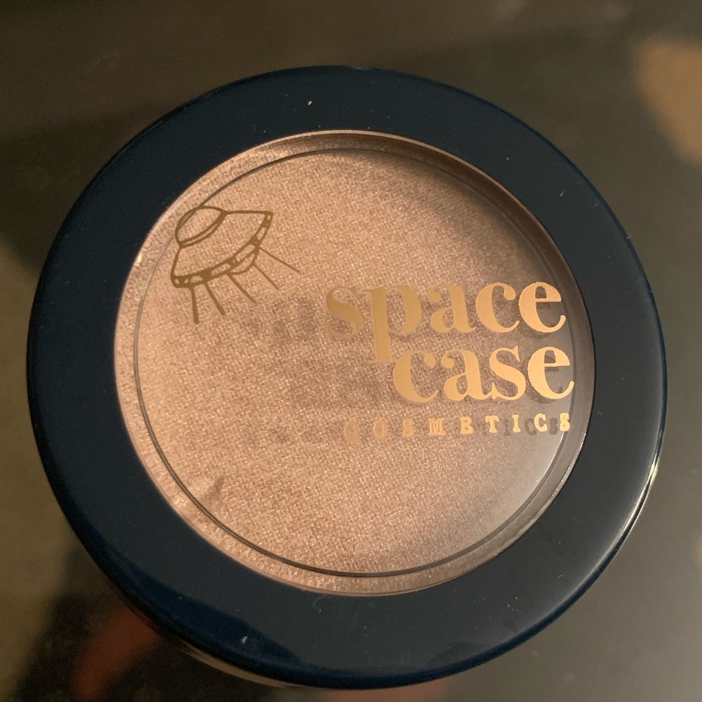 *1 FREE with $30 purchase* - Space Case highlighter